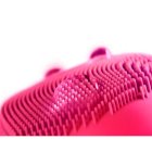 FOREO Luna™ Play Plus escova sónica de limpeza facial para todos os tipos de pele