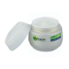 Garnier Essentials creme regenerador de noite para todos os tipos de pele