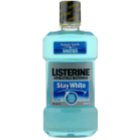 Listerine Stay White ústní voda s bělicím účinkem