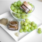 L’Oréal Paris Smooth Sugars Scrub peeling pro rozjasnění pleti