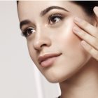 L’Oréal Paris Wake Up & Glow La Vie En Glow paleta cu crema iluminatoare
