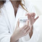 Nuxe Crème Prodigieuse noční hydratační krém pro všechny typy pleti